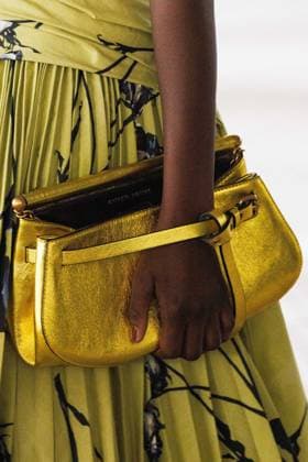 News - Antonio Marras - Runway and celebrities- Milan Fashion Week - Womenswear Spring Summer 2026 A model (bag detail) walks the runway at the Antonio Marras fashion show during the Milan Womenswear Spring Summer 2026 on September 24, 2025 in Milan, Italy. Photo: Cinzia Camela. Milano Viale Molise, 68 Italy Copyright: xCinziaxCamelax xLiveMediax LPN_2044633