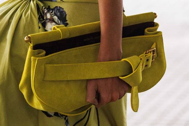 News - Antonio Marras - Runway and celebrities- Milan Fashion Week - Womenswear Spring Summer 2026 A model (bag detail) walks the runway at the Antonio Marras fashion show during the Milan Womenswear Spring Summer 2026 on September 24, 2025 in Milan, Italy. Photo: Cinzia Camela. Milano Viale Molise, 68 Italy Copyright: xCinziaxCamelax xLiveMediax LPN_2044656
