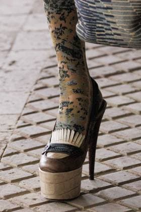 News - Antonio Marras - Runway and celebrities- Milan Fashion Week - Womenswear Spring Summer 2026 A model (shoes detail) walks the runway at the Antonio Marras fashion show during the Milan Womenswear Spring Summer 2026 on September 24, 2025 in Milan, Italy. Photo: Cinzia Camela. Milano Viale Molise, 68 Italy Copyright: xCinziaxCamelax xLiveMediax LPN_2045953