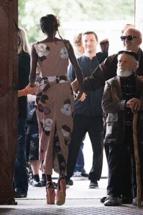 News - Antonio Marras - Runway and celebrities- Milan Fashion Week - Womenswear Spring Summer 2026 A model walks the runway at the Antonio Marras fashion show during the Milan Womenswear Spring Summer 2026 on September 24, 2025 in Milan, Italy. Photo: Cinzia Camela. Milano Viale Molise, 68 Italy Copyright: xCinziaxCamelax xLiveMediax LPN_2046006