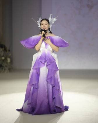 September 24, 2025, Milan, Milan, Italy: A model walks the runway wearing creations by designer XIONG YING for the HEAVEN GAIA collection during Milan Fashion Week Spring Summer 2026, at the Museo Leonardo da Vinci, in Milan, Italy, on September 24, 2025. Milan Italy - ZUMAp285 20250924_zep_p285_002 Copyright: xGennaroxPiscopox