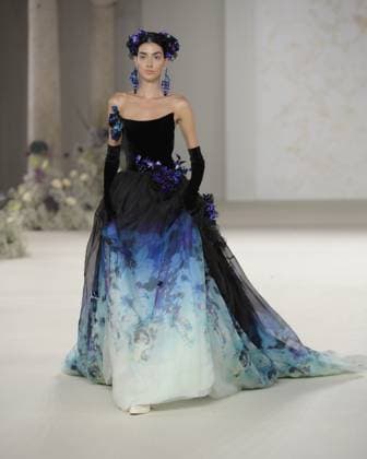 September 24, 2025, Milan, Milan, Italy: A model walks the runway wearing creations by designer XIONG YING for the HEAVEN GAIA collection during Milan Fashion Week Spring Summer 2026, at the Museo Leonardo da Vinci, in Milan, Italy, on September 24, 2025. Milan Italy - ZUMAp285 20250924_zep_p285_035 Copyright: xGennaroxPiscopox