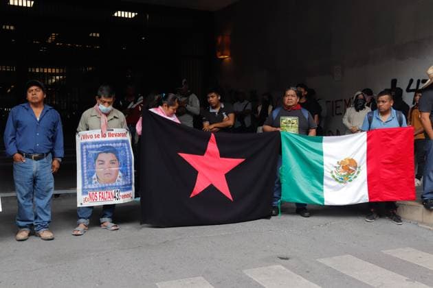 Relatives of the 43 disappeared students from the Ayotzinapa Teacher Training School take part in a demonstration during the Ã¢â‚¬oeAyotzinapa 11 Years of Light and ShadowsÃ¢â‚¬Â day of action, demanding that the Ministry of Foreign Affairs help secure the extradition of Tomas Zeron, former head of the Criminal Investigation Agency, who is currently a fugitive in Israel. on September 24, 2025 in Mexico City, Mexico. Mexico City Mexico - ZUMAe321 20250924_zia_e321_031 Copyright: xCarlosxSantiagox