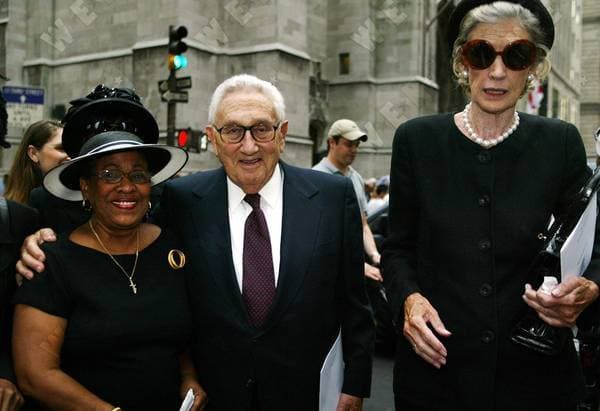 Beverly Thompson, Henry Kissinger, Nancy Kissinger The funeral of Brooke Astor at St. Thomas Church in Manhattan. The philanthropist and high-society fixture died Monday (13Aug07) of pneumonia at 105 and is to be buried in a cemetery in Sleepy Hollow, near her estate overlooking the Hudson River., New York City, United States HRC WENN 5003763.jpg