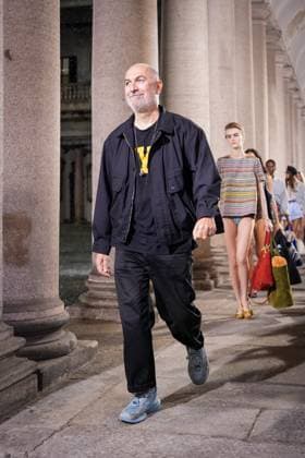 Missoni fashion show Alternative View during the Milan Fashion Week - Womenswear S S 2026 in Milan, Italy on 24 September 2025. Designer Alberto Caliri walks the runway at the Missoni fashion show during the Milan Fashion Week - Womenswear Spring Summer 2026 in Milan, Italy on 24 September 2025., Credit:Stefano Costantino TTL Avalon Italy, Milan  Copyright: xStefanoxCostantinoxTTLx xAvalonx 1040003424
