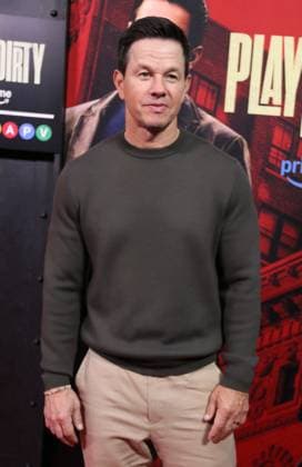 NEW YORK, NY- SEPTEMBER 24: Mark Wahlberg at the Amazon MGM Studios Play Dirty world premiere held at SVA Theatre on September 24, 2025 in New York, New York Copyright: xRWx