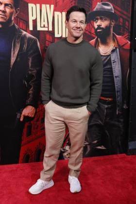 NEW YORK, NY- SEPTEMBER 24: Mark Wahlberg at the Amazon MGM Studios Play Dirty world premiere held at SVA Theatre on September 24, 2025 in New York, New York Copyright: xRWx