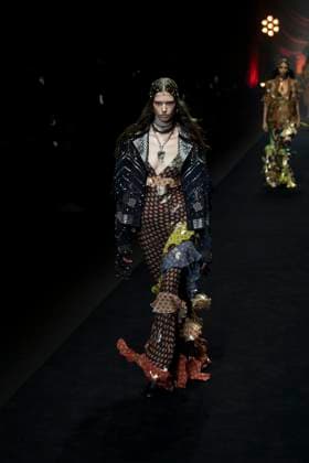 Milan Fashion Week - Women S S 2026 Etro Fashion Show Runway Milan, Italy Milan Fashion Week - Women S S 2026 Etro Fashion Show Runway Milan, Italy 24th September 2025  Copyright: xJohnnyxDallaxLibera SGPx