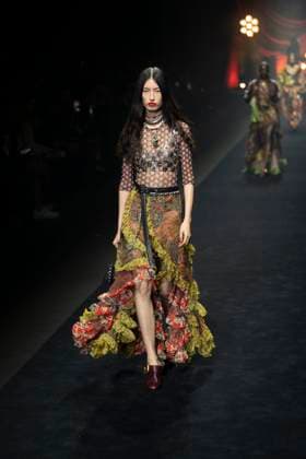 Milan Fashion Week - Women S S 2026 Etro Fashion Show Runway Milan, Italy Milan Fashion Week - Women S S 2026 Etro Fashion Show Runway Milan, Italy 24th September 2025  Copyright: xJohnnyxDallaxLibera SGPx