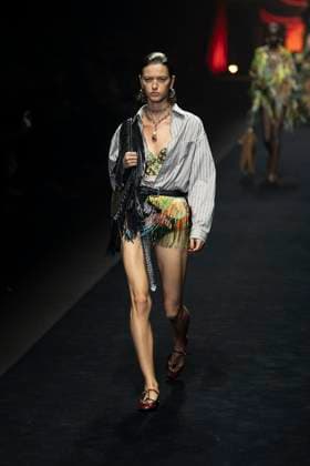 Milan Fashion Week - Women S S 2026 Etro Fashion Show Runway Milan, Italy Milan Fashion Week - Women S S 2026 Etro Fashion Show Runway Milan, Italy 24th September 2025  Copyright: xJohnnyxDallaxLibera SGPx