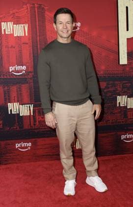 Red carpet for the New York premiere of Play Dirty Featuring: Mark Wahlberg Where: New York, United States When: 24 Sep 2025 Credit: Nancy Rivera INSTARimages EDITORIAL USE ONLY. NOT FOR USE BY NEWSPAPERS BASED IN THE UK. Copyright: xx instar55121746