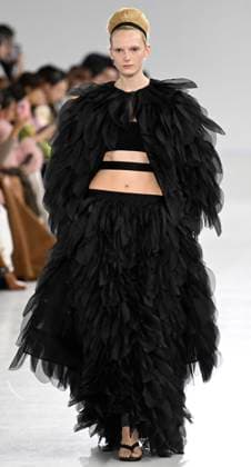 September 25, 2025, Milan, Italy: A model presents a creation by Italian fashion label Max Mara during the Spring Summer 2026 Women s Collection show at the Milan Fashion Week, in Milan, Italy, 25 September 2025. The Milano Moda Donna runs from 23 to 29 September 2025. ANSA DANIEL DAL ZENNARO. Milan Italy  - ZUMAa110 20250925_zaf_a110_007 Copyright: xDanielxDalxZennarox