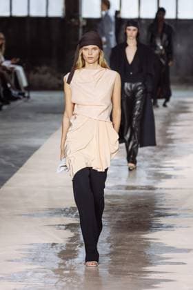 Milan, Milan Women s Fashion Week Spring Summer 2026 - Women s Fashion, Spring Summer 2026 - Boss Fashion Show - Catwalk. Pictured: Model  Copyright: xAlessandroxBremecx xipa-agency.netx xx IPA_Agency_IPA65727368