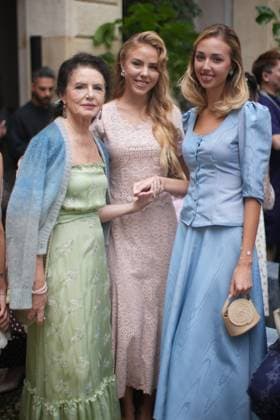 Milan Fashion Week - Women S S 2026 Luisa Beccaria Fashion Show Front Row Palazzo Bovara - Milan, Italy Luisa Beccaria;Maria Carolina di Borbone delle Due Sicilie;Maria Chiara di Borbone delle Due Sicilie Milan Fashion Week - Women S S 2026 Luisa Beccaria Fashion Show Front Row Palazzo Bovara - Milan, Italy 24th September 2025  Copyright: xMarcoxErbax
