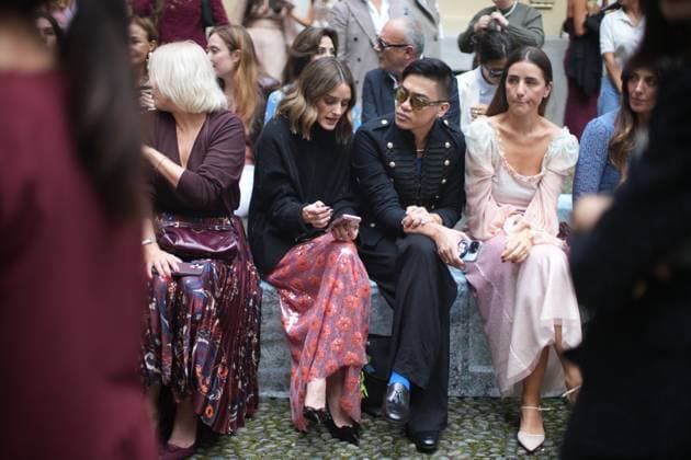 Milan Fashion Week - Women S S 2026 Luisa Beccaria Fashion Show Front Row Palazzo Bovara - Milan, Italy Olivia Palermo ;?;?;?;Sophia Salaroli Caniaux;Alessandra Pirola Baietta Milan Fashion Week - Women S S 2026 Luisa Beccaria Fashion Show Front Row Palazzo Bovara - Milan, Italy 24th September 2025  Copyright: xMarcoxErbax