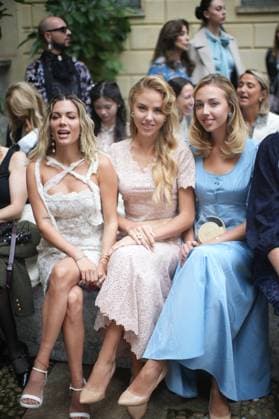 Milan Fashion Week - Women S S 2026 Luisa Beccaria Fashion Show Front Row Palazzo Bovara - Milan, Italy Ludovica Pagani;?;Maria Carolina di Borbone delle Due Sicilie;Maria Chiara di Borbone delle Due Sicilie Milan Fashion Week - Women S S 2026 Luisa Beccaria Fashion Show Front Row Palazzo Bovara - Milan, Italy 24th September 2025  Copyright: xMarcoxErbax