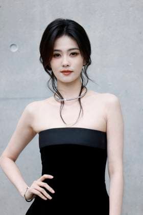 MFW Photocall Emporio Armani MP Bai Lu attends the Emporio Armani fashion show during Milan s Fashion Week Womenswear Spring Summer 2026, on September 25, 2025 in Milan (Italy), Italy. Photo by Marco Piovanotto Abacapress.com  Copyright: xPiovanottoxMarco ABACAx