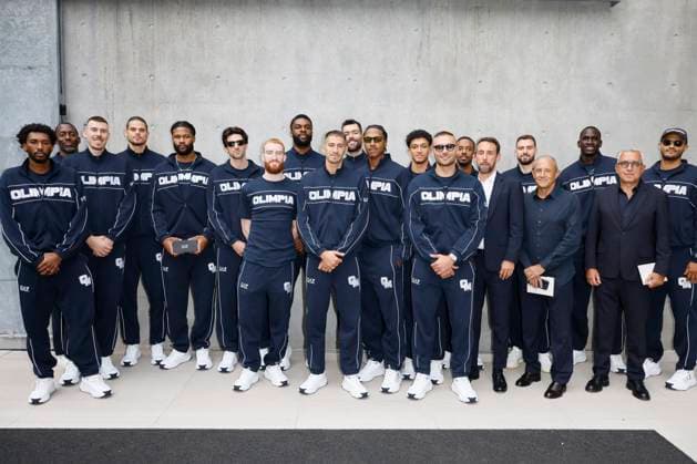 MFW Photocall Emporio Armani MP Olimpia Milano basket team attends the Emporio Armani fashion show during Milan s Fashion Week Womenswear Spring Summer 2026, on September 25, 2025 in Milan (Italy), Italy. Photo by Marco Piovanotto Abacapress.com  Copyright: xPiovanottoxMarco ABACAx