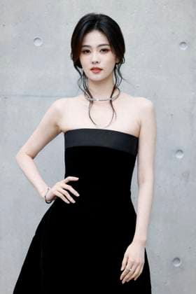MFW Photocall Emporio Armani MP Bai Lu attends the Emporio Armani fashion show during Milan s Fashion Week Womenswear Spring Summer 2026, on September 25, 2025 in Milan (Italy), Italy. Photo by Marco Piovanotto Abacapress.com  Copyright: xPiovanottoxMarco ABACAx