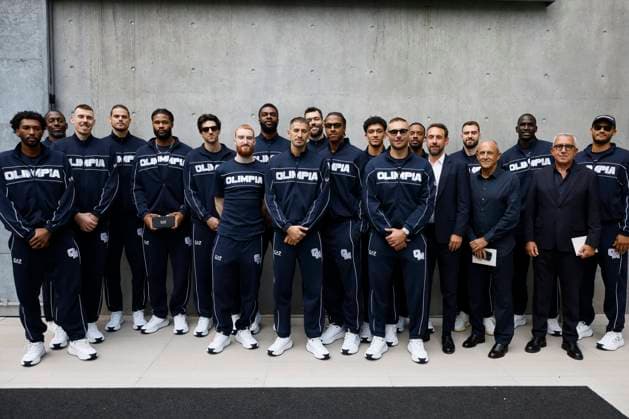 MFW Photocall Emporio Armani MP Olimpia Milano basket team attends the Emporio Armani fashion show during Milan s Fashion Week Womenswear Spring Summer 2026, on September 25, 2025 in Milan (Italy), Italy. Photo by Marco Piovanotto Abacapress.com  Copyright: xPiovanottoxMarco ABACAx