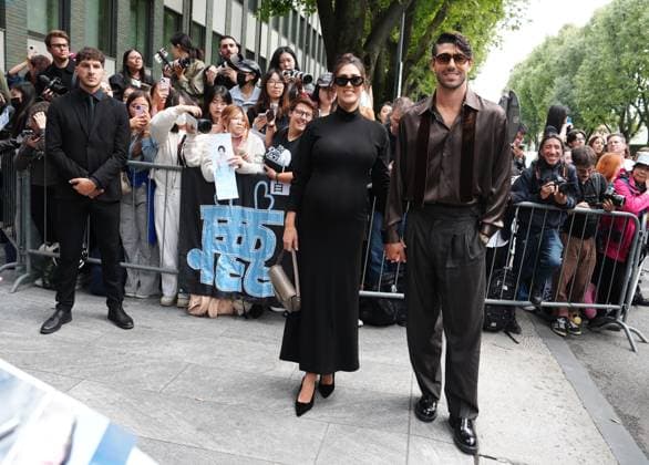 Milan, many people, influencers, VIPs outside the Armani fashion shows in Via Bergognone, in the photo Ignazio Moser and Cecilia Rodriguez  Copyright: xDuilioxPiaggesix xipa-agency.netx xDuilioxPiaggesix IPA_Agency_IPA65734877
