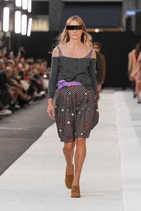 Milan, Italy, Italy: Milan, Milan Women s Fashion Week Spring Summer 2026 - MM6 Maison Margiela Fashion Show Milan Italy  - ZUMAp169 20250925_zea_p169_1263 Copyright: xRiccardoxGiordanox