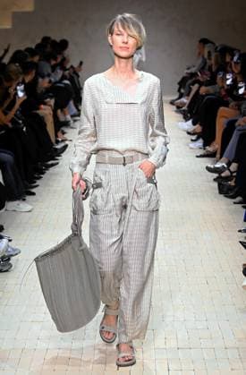 Milan, Italy: MILAN, Emporio Armani Fashion Show Milan Italy  - ZUMAp169 20250925_zea_p169_1312 Copyright: xMaurizioxMaulex