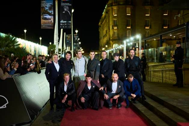 73rd San Sebastian International Film Festival: La tregua Red Carpet Miguel Angel Vivas, Aron Piper, Fernando Valdivielso, Javier Pereira, Jose Pastor attended La tregua Red Carpet during 73rd San Sebastian International Film Festival at Victoria Eugenia Theatre on September 25, 2025 in Donostia San Sebastian, Spain Photo by IMAGO MPG Donostia San Sebastian Victoria Eugenia Theatre Euskadi Spain  Copyright: xMPGx