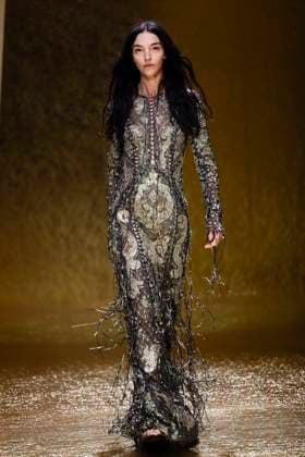 MFW Maria Carla Boscono walks the runway at the Roberto Cavalli MP Maria Carla Boscono walks the runway at the Roberto Cavalli fashion show during Milan s Fashion Week Womenswear Spring Summer 2026, on September 25, 2025 in Milan (Italy), Italy. Photo by Marco Piovanotto Abacapress.com  Copyright: xPiovanottoxMarco ABACAx