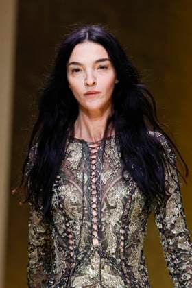 MFW Maria Carla Boscono walks the runway at the Roberto Cavalli MP Maria Carla Boscono walks the runway at the Roberto Cavalli fashion show during Milan s Fashion Week Womenswear Spring Summer 2026, on September 25, 2025 in Milan (Italy), Italy. Photo by Marco Piovanotto Abacapress.com  Copyright: xPiovanottoxMarco ABACAx