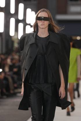 Milan, Milan Women s Fashion Week Spring Summer 2026 - Women s Fashion, Spring Summer 2026. - MM6 Maison Margiela fashion show - catwalk in the photo: Model  Copyright: xRiccardoxGIordanox xipa-agency.netx xRiccardoxGiordano IPAx IPA_Agency_IPA65751169