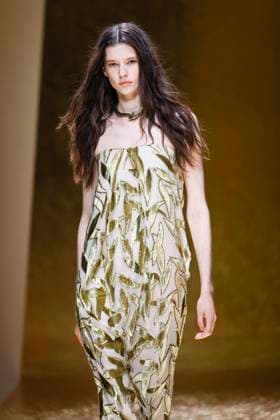 MFW Roberto Cavalli runway MP A model walks the runway at the Roberto Cavalli fashion show during Milan s Fashion Week Womenswear Spring Summer 2026, on September 25, 2025 in Milan (Italy), Italy. Photo by Marco Piovanotto Abacapress.com  Copyright: xPiovanottoxMarco ABACAx