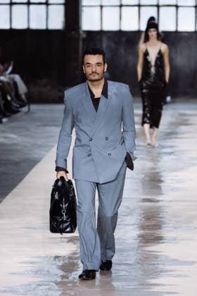 Milan, Italy: Milan, Milan Women s Fashion Week Spring Summer 2026 - Women s Fashion, Spring Summer 2026 - Boss Fashion Show - Catwalk. In the photo: Giovanni Zarrella Milan Italy  - ZUMAp169 20250925_zea_p169_1672 Copyright: xAlessandroxBremecx