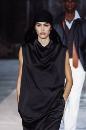 Milan, Italy: Milan, Milan Women s Fashion Week Spring Summer 2026 - Women s Fashion, Spring Summer 2026 - Boss Fashion Show - Catwalk. In the photo: Amelia Gray Hamlin Milan Italy  - ZUMAp169 20250925_zea_p169_1676 Copyright: xAlessandroxBremecx