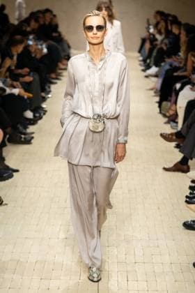 Milan Fashion Week - Women S S 2026 Emporio Armani fashion show Runway Milan, Italy Milan Fashion Week - Women S S 2026 Emporio Armani fashion show Runway Milan, Italy 25th September 2025  Copyright: xMARCOxERBAx