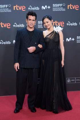 San Sebastian - Ballad of a Small Player Screening Colin Farrell, Fala Chen attended Ballad of a Small Player Red Carpet during 73rd San Sebastian International Film Festival at Kursaal Theatre on September 25, 2025 in Donostia San Sebastian, Spain Photo by ABACAPRESS.COM San Sebastian Euskadi Spain  Copyright: xABACAx