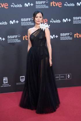 San Sebastian - Ballad of a Small Player Screening Fala Chen attended Ballad of a Small Player Red Carpet during 73rd San Sebastian International Film Festival at Kursaal Theatre on September 25, 2025 in Donostia San Sebastian, Spain Photo by ABACAPRESS.COM San Sebastian Euskadi Spain  Copyright: xABACAx