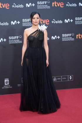 San Sebastian - Ballad of a Small Player Screening Fala Chen attended Ballad of a Small Player Red Carpet during 73rd San Sebastian International Film Festival at Kursaal Theatre on September 25, 2025 in Donostia San Sebastian, Spain Photo by ABACAPRESS.COM San Sebastian Euskadi Spain  Copyright: xABACAx
