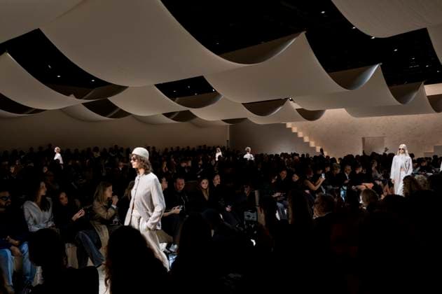 Milan Fashion Week - Women S S 2026 Emporio Armani fashion show Vibes Milan, Italy Milan Fashion Week - Women S S 2026 Emporio Armani fashion show Vibes Milan, Italy 25th September 2025  Copyright: xx