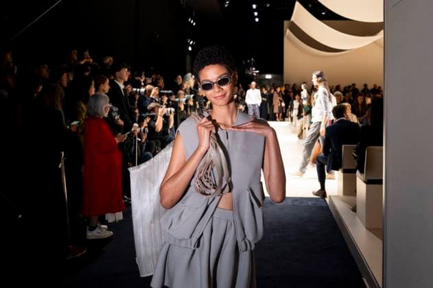 Milan Fashion Week - Women S S 2026 Emporio Armani fashion show Vibes Milan, Italy Milan Fashion Week - Women S S 2026 Emporio Armani fashion show Vibes Milan, Italy 25th September 2025  Copyright: xx