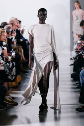 Milan Fashion Week - Women S S 2026 Francesco Murano Fashion Show Runway Milan, Italy Milan Fashion Week - Women S S 2026 Francesco Murano Fashion Show Runway Milan, Italy 25th September 2025  Copyright: xx