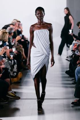Milan Fashion Week - Women S S 2026 Francesco Murano Fashion Show Runway Milan, Italy Anyiel Majok Milan Fashion Week - Women S S 2026 Francesco Murano Fashion Show Runway Milan, Italy 25th September 2025  Copyright: xx