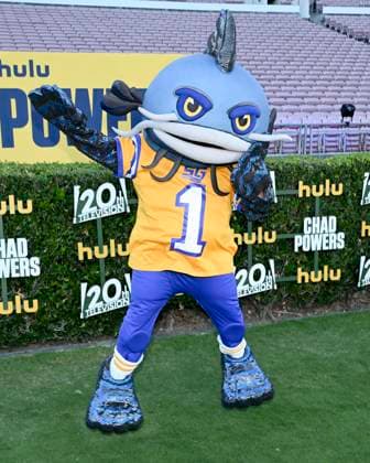 September 25, 2025, Pasadena, California, USA: Mascot SOUTH GEORGIA CATFISH attends the Red Carpet World Premiere of HuluÃ¢â‚¬â ¢s Ã¢â‚¬oeChad Powers. Pasadena USA - ZUMAb173 20250925_aap_b173_018 Copyright: xBillyxBennightx