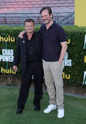 Los Angeles premiere of Hulu s Chad Powers at the Rose Bowl Stadium Featuring: Steve Zahn, Tom Everett Scott Where: Los Angeles, California, United States When: 25 Sep 2025 Credit: Faye s Vision Cover Images EDITORIAL USE ONLY. NOT FOR USE BY NEWSPAPERS BASED IN THE UK. Copyright: xx coverimg55125426