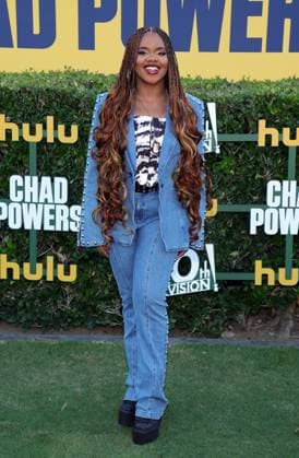 Los Angeles premiere of Hulu s Chad Powers at the Rose Bowl Stadium Featuring: Dara Renee Where: Los Angeles, California, United States When: 25 Sep 2025 Credit: Faye s Vision Cover Images EDITORIAL USE ONLY. NOT FOR USE BY NEWSPAPERS BASED IN THE UK. Copyright: xx coverimg55125350