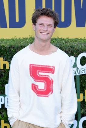Los Angeles premiere of Hulu s Chad Powers at the Rose Bowl Stadium Featuring: Weston Van Soest Where: Los Angeles, California, United States When: 25 Sep 2025 Credit: Faye s Vision Cover Images EDITORIAL USE ONLY. NOT FOR USE BY NEWSPAPERS BASED IN THE UK. Copyright: xx coverimg55125356