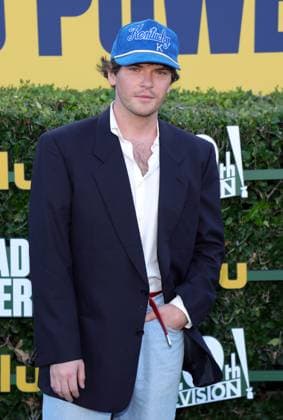 Los Angeles premiere of Hulu s Chad Powers at the Rose Bowl Stadium Featuring: Colton Ryan Where: Los Angeles, California, United States When: 25 Sep 2025 Credit: Faye s Vision Cover Images EDITORIAL USE ONLY. NOT FOR USE BY NEWSPAPERS BASED IN THE UK. Copyright: xx coverimg55125344