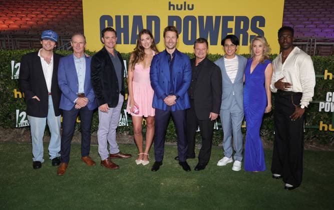 Los Angeles premiere of Hulu s Chad Powers at the Rose Bowl Stadium Featuring: Wynn Everett, Steve Zahn, Perry Mattfeld, Quentin Plair, Glen Powell, Frankie A. Rodriguez, Clayne Crawford, Toby Huss, Colton Ryan Where: Los Angeles, California, United States When: 25 Sep 2025 Credit: Faye s Vision Cover Images EDITORIAL USE ONLY. NOT FOR USE BY NEWSPAPERS BASED IN THE UK. Copyright: xx coverimg55125302