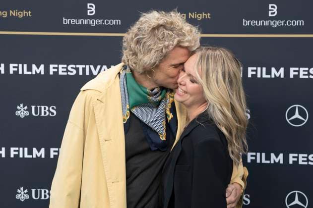 Dabu Bucher and Jenni Herren at the festival opening with the premiere of the feature film Splitsville at the 21 Zurich Film Festival 2025 in the Kongresssaal Zurich, 25 09 2025 Foto:xA.xRaemyx xFuturexImagex splittsville_5911