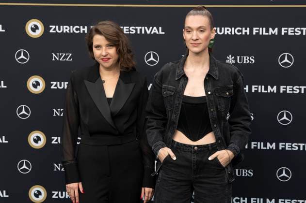 Maria Brendle and Julia Buchmann at the festival opening with the premiere of the feature film Splitsville at the 21 Zurich Film Festival 2025 in the Kongresssaal Zurich, 25 09 2025 Foto:xA.xRaemyx xFuturexImagex splittsville_5917